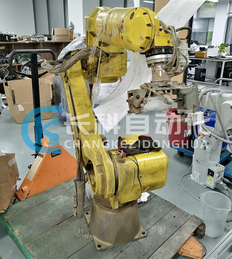 發(fā)那科機(jī)器人M-20iA減速機(jī)漏油維修 發(fā)那科機(jī)器人M-20iA減速機(jī)漏油維修