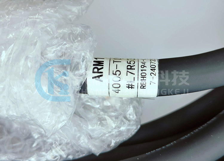 發(fā)那科7米外部軸動(dòng)力線A660-4005-T097 發(fā)那科7米外部軸動(dòng)力線A660-4005-T097