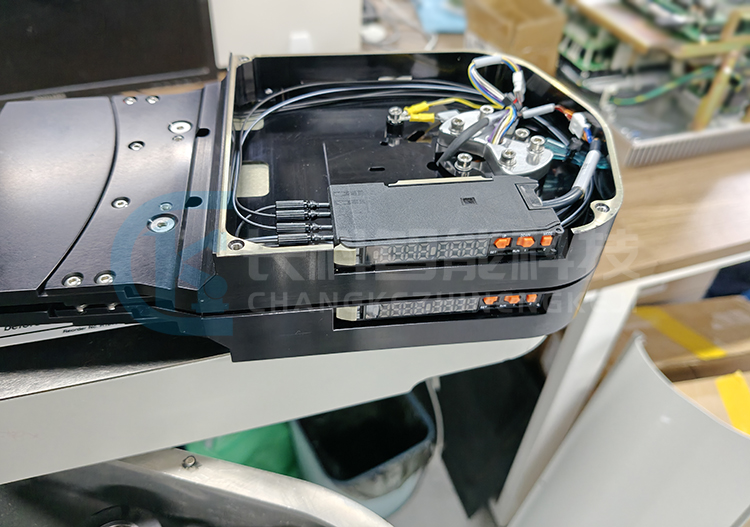 維修芯片傳送作業(yè)機(jī)器人 維修晶圓傳輸真空機(jī)械手